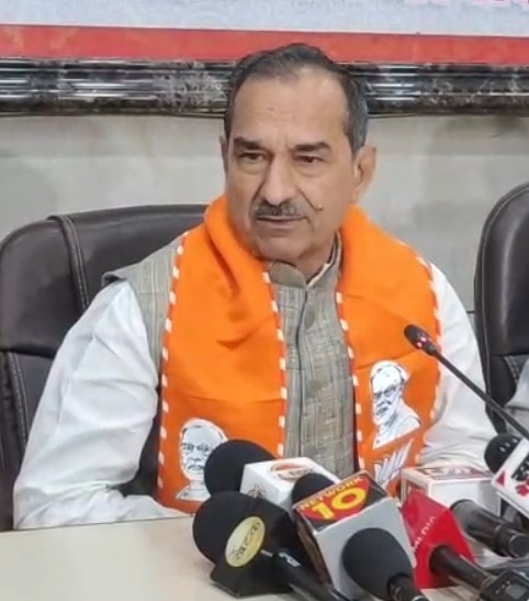 अशोक गहलोत ने जहां—जहां प्रचार का झंडा थामा, वहां कांग्रेस हुई धराशायी, Gujarat, Maharashtra के बाद अब Bihar में हारेगी कांग्रेस: मदन राठौड़