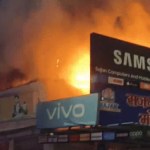 Fierce fire in electronic showroom, loss of about 30 lakhs
