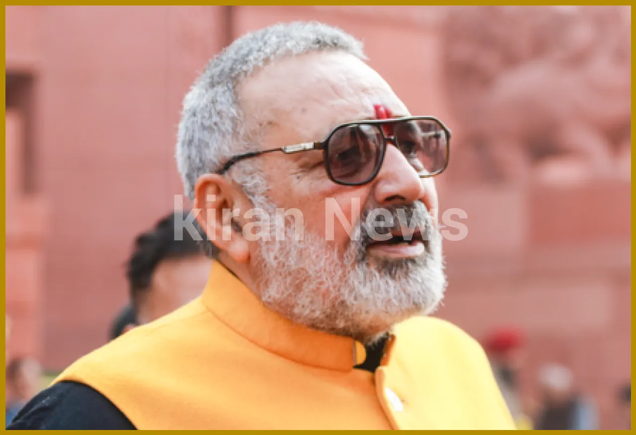 Giriraj Singh Criticizes Rahul Gandhi, Calls Him Congresss Last Heir