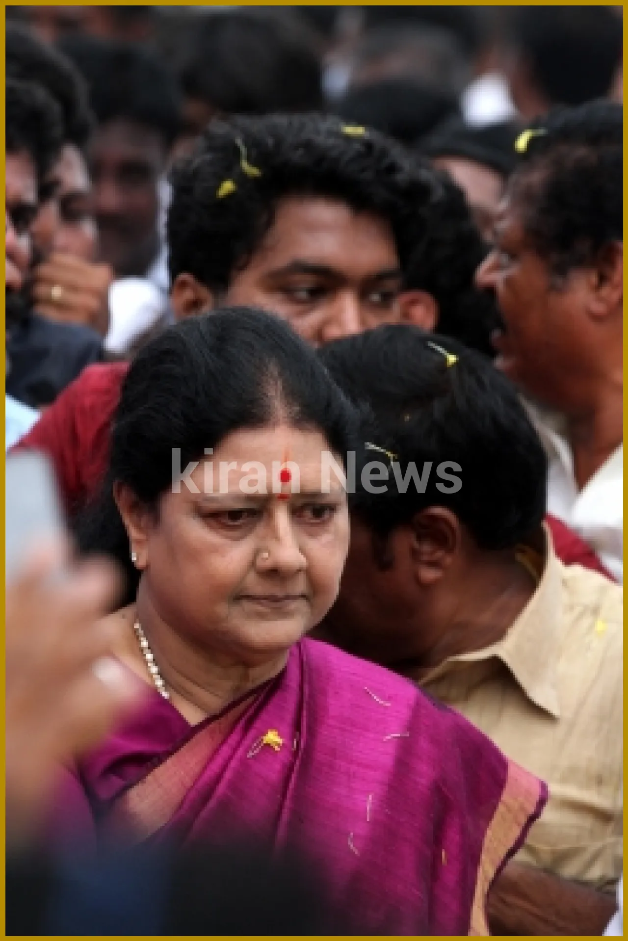 VK Sasikala Launches New Political Party in Tamil Nadu