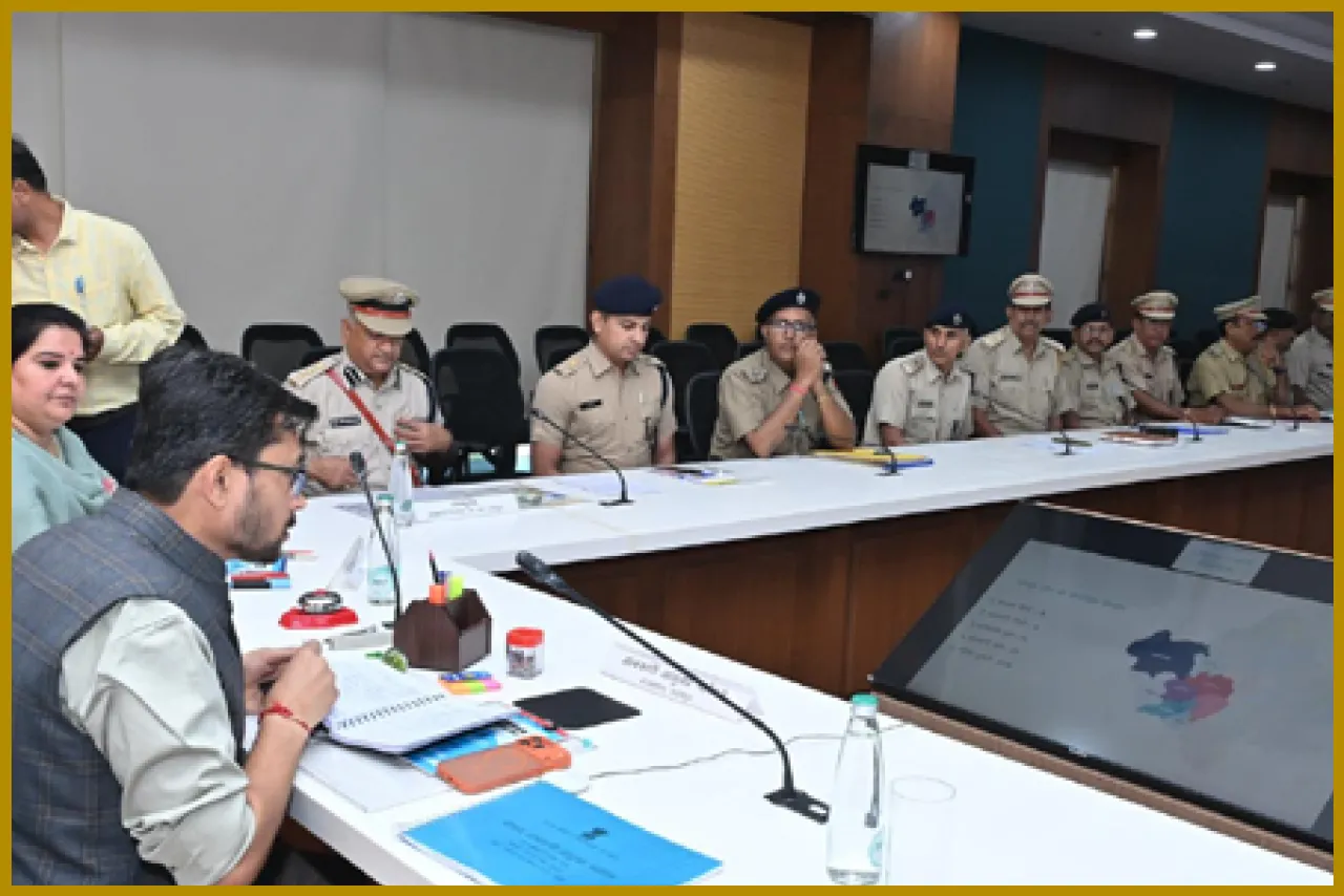 Excise Commissioner Urges Complete Compliance in Udaipur