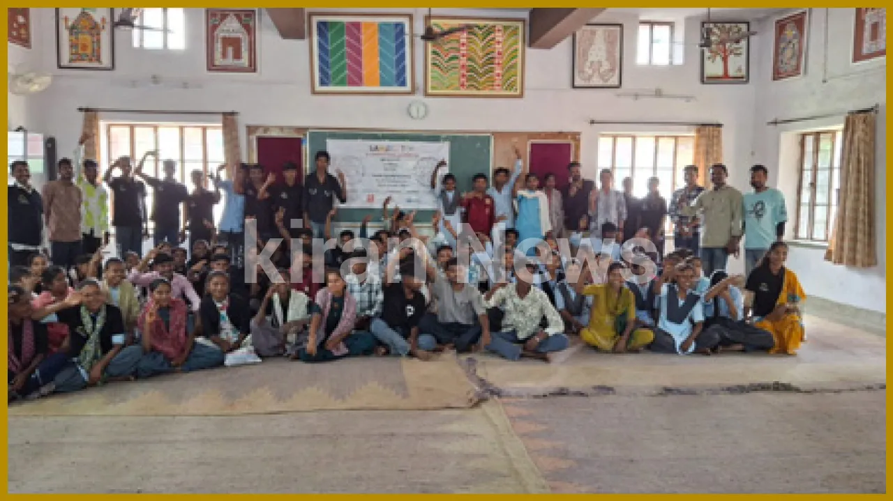 Teens Create Patriotic Song in Samjho To Program